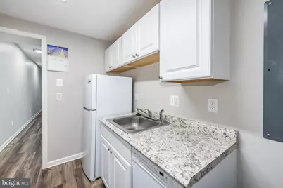 2108 E Hoffman Street, Baltimore, MD 21213 - Photo 9