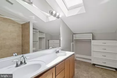 303 S Washington Street S, Baltimore, MD 21231 - Photo 7