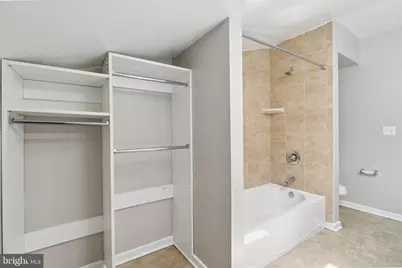 303 S Washington Street S, Baltimore, MD 21231 - Photo 13