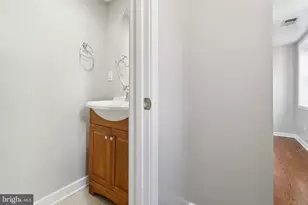 303 S Washington Street S, Baltimore, MD 21231 - Photo 9