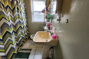 1351 Cambria St, Baltimore, MD 21225 - Photo 7