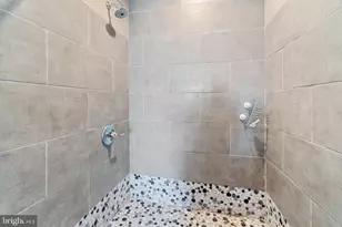 2538 E Eager St, Baltimore, MD 21205 - Photo 23