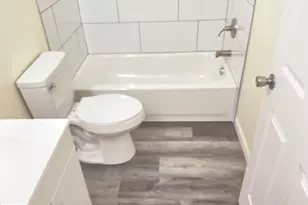 703 E 22nd St, Baltimore, MD 21218 - Photo 35