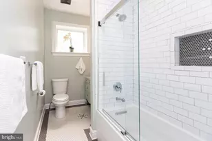 237 E 25th St, Baltimore, MD 21218 - Photo 29