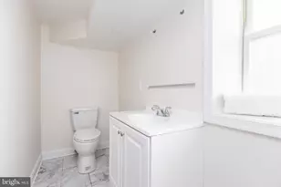 237 E 25th St, Baltimore, MD 21218 - Photo 33