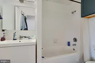 1729 Guilford Ave, Baltimore, MD 21202 - Photo 11