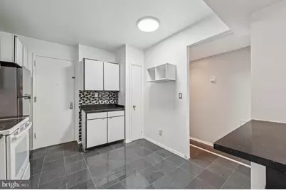 3601 Clarks Lane #424, Baltimore, MD 21215 - Photo 13