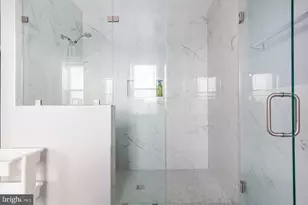 5 E 27th St, Baltimore, MD 21218 - Photo 17