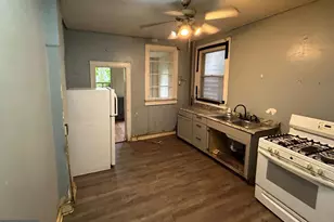 2904 Winchester St, Baltimore, MD 21216 - Photo 7