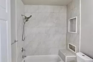 434 E 28th St, Baltimore, MD 21218 - Photo 27