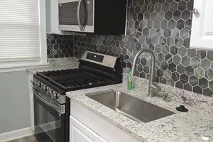 2409 Keyworth Ave, Baltimore, MD 21215 - Photo 19