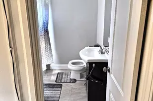 4310 Stanwood Ave, Baltimore, MD 21206 - Photo 13