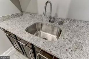 3600 Keswick Rd, Baltimore, MD 21211 - Photo 31