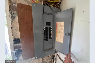 2817 Bookert Drive, Baltimore, MD 21225 - Photo 11