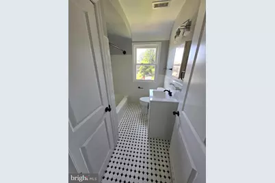 940 E 41st Street, Baltimore, MD 21218 - Photo 13