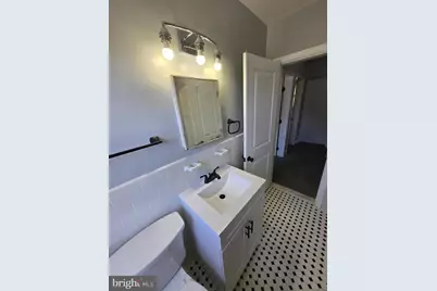 940 E 41st Street, Baltimore, MD 21218 - Photo 17