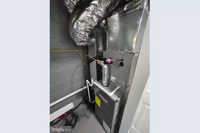 940 E 41st Street, Baltimore, MD 21218 - Photo 37