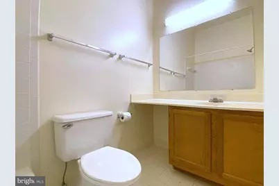 1110 S Kenwood Avenue, Baltimore, MD 21224 - Photo 31