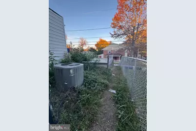 2727 Bookert Drive, Baltimore, MD 21225 - Photo 11