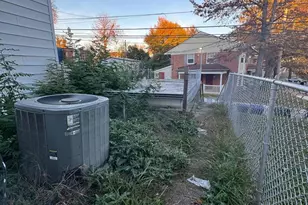 2727 Bookert Dr, Baltimore, MD 21225 - Photo 11