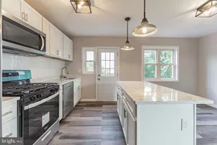 4011 Mortimer Ave, Baltimore, MD 21215 - Photo 7