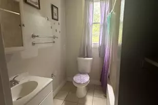 3709 Chesholm Rd, Baltimore, MD 21216 - Photo 7