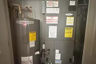 3709 Chesholm Rd, Baltimore, MD 21216 - Photo 11