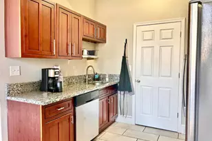 825 N Charles St, Baltimore, MD 21201 - Photo 27