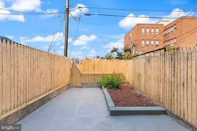 1204 Luzerne Avenue N, Baltimore, MD 21213 - Photo 11