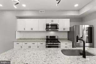 1204 Luzerne Ave N, Baltimore, MD 21213 - Photo 9