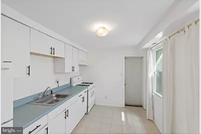 1822 E Lombard Street, Baltimore, MD 21231 - Photo 13