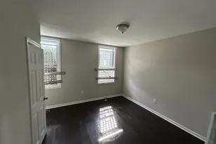 222 N Hilton St, Baltimore, MD 21229 - Photo 9