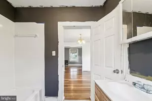 4411 Belvieu Ave, Baltimore, MD 21215 - Photo 11