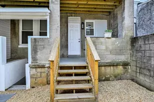 2400 W Lafayette Ave, Baltimore, MD 21216 - Photo 31