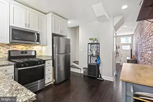 3721 Mt Pleasant Ave, Baltimore, MD 21224 - Photo 7