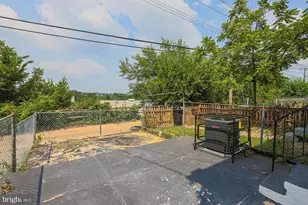 3300 Elmley Ave, Baltimore, MD 21213 - Photo 43