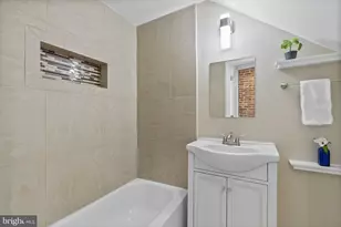 330 S Clinton St, Baltimore, MD 21224 - Photo 33