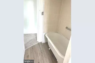 5138 Belair Road #2ND FL REAR ENTRANCE, Baltimore, MD 21206 - Photo 9