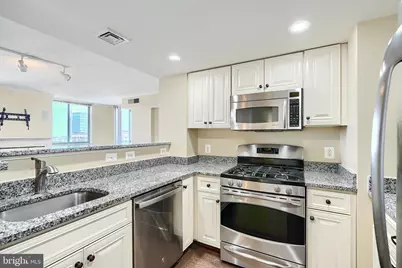 414 Water Street #1513, Baltimore, MD 21202 - Photo 11