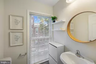 608 S Glover St, Baltimore, MD 21224 - Photo 15