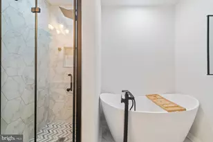 1221 E Oliver St, Baltimore, MD 21202 - Photo 19