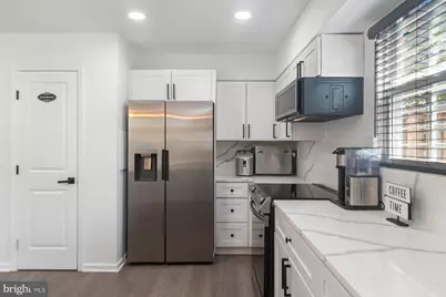 1221 E Oliver Street, Baltimore, MD 21202 - Photo 7