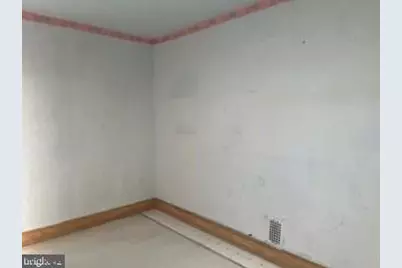 319 S Newkirk Street, Baltimore, MD 21224 - Photo 9