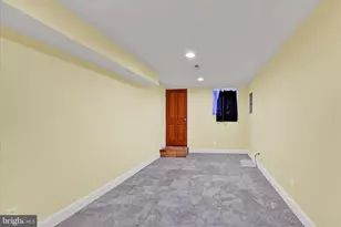 221 E Lafayette Ave, Baltimore, MD 21202 - Photo 27