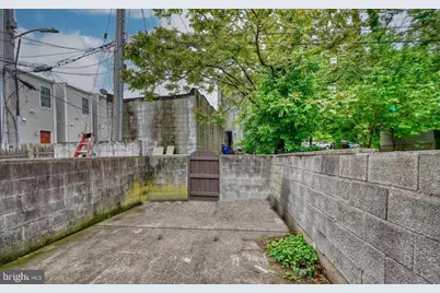 204 N Port Street, Baltimore, MD 21224 - Photo 15