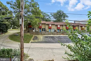 1027 N Caroline St, Baltimore, MD 21205 - Photo 35