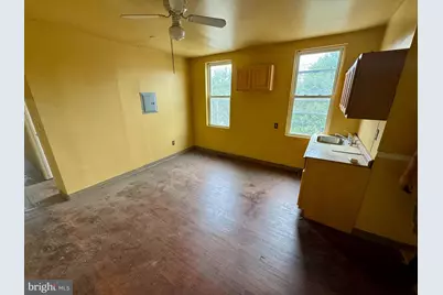 301 S Ann Street, Baltimore, MD 21231 - Photo 19