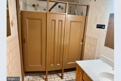 2112 Fleet Street, Baltimore, MD 21231 - Photo 9