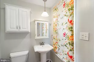 515 S Milton Ave, Baltimore, MD 21224 - Photo 23