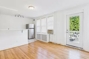 205 E 33rd St, Baltimore, MD 21218 - Photo 15